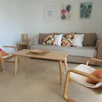 Amplio apartamento en exclusiva urbanizacion Golf Resort Torrequebrada con vista al mar